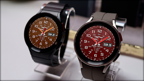 BREITLING Super Ocean face screenshot