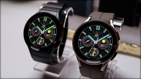Tag Heuer Connected watch face screenshot