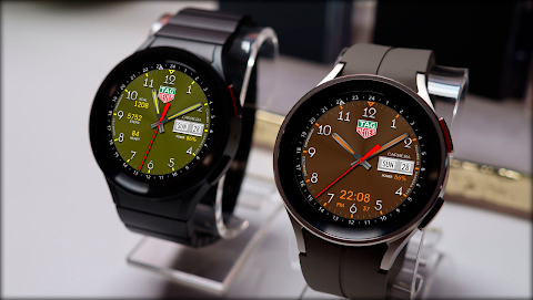 Tag Carrera Hybrid Watch Face screenshot