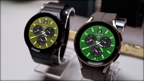Tag Heuer Aquaracer watch face screenshot